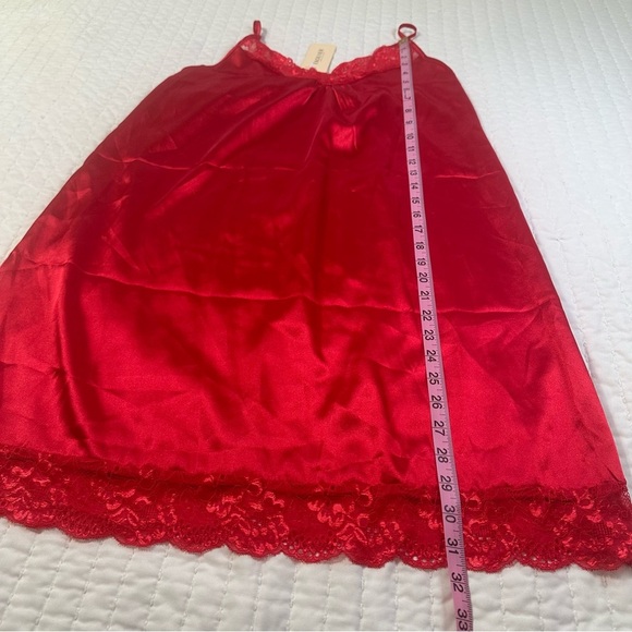 NWT Ekouaer Vibrant Red Satin Lace V-Neck Chemise Sleepwear Soft Lingerie - Picture 4 of 14